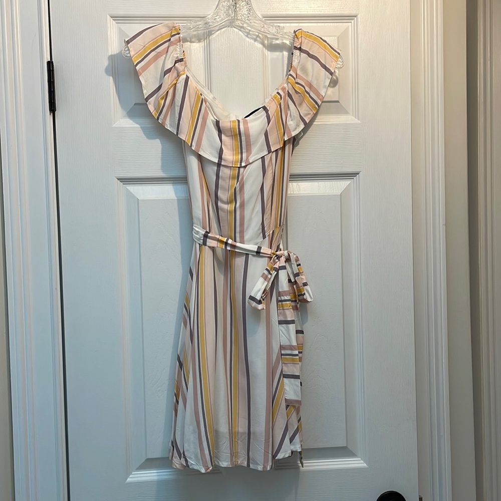 NWT. Striped, off the shoulder mini dress. Belted waist with zipper in back.